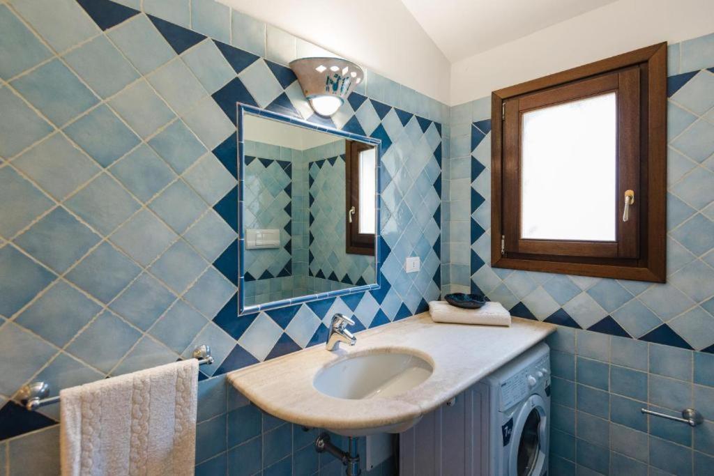 Le Perle Di Golfo Aranci Villa Luaran gambar
