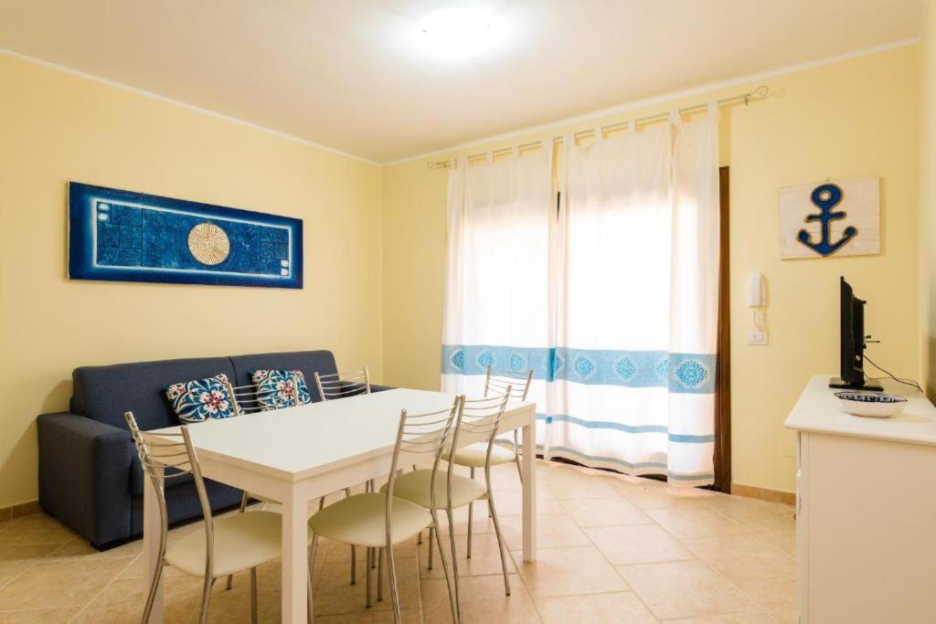 Le Perle Di Golfo Aranci Villa Luaran gambar