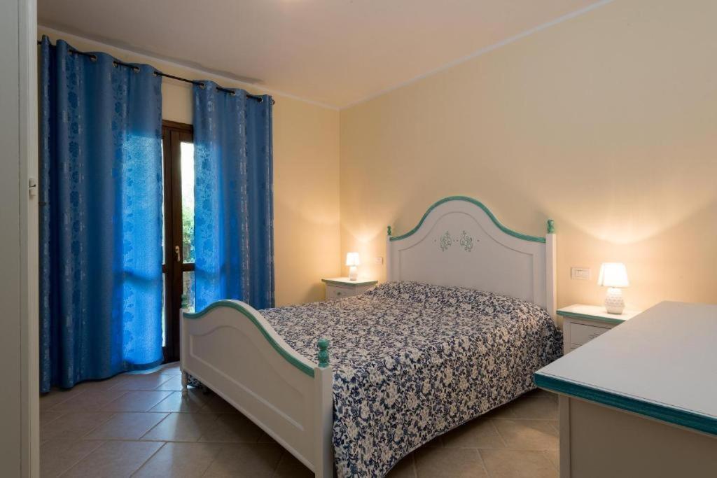 Le Perle Di Golfo Aranci Villa Luaran gambar
