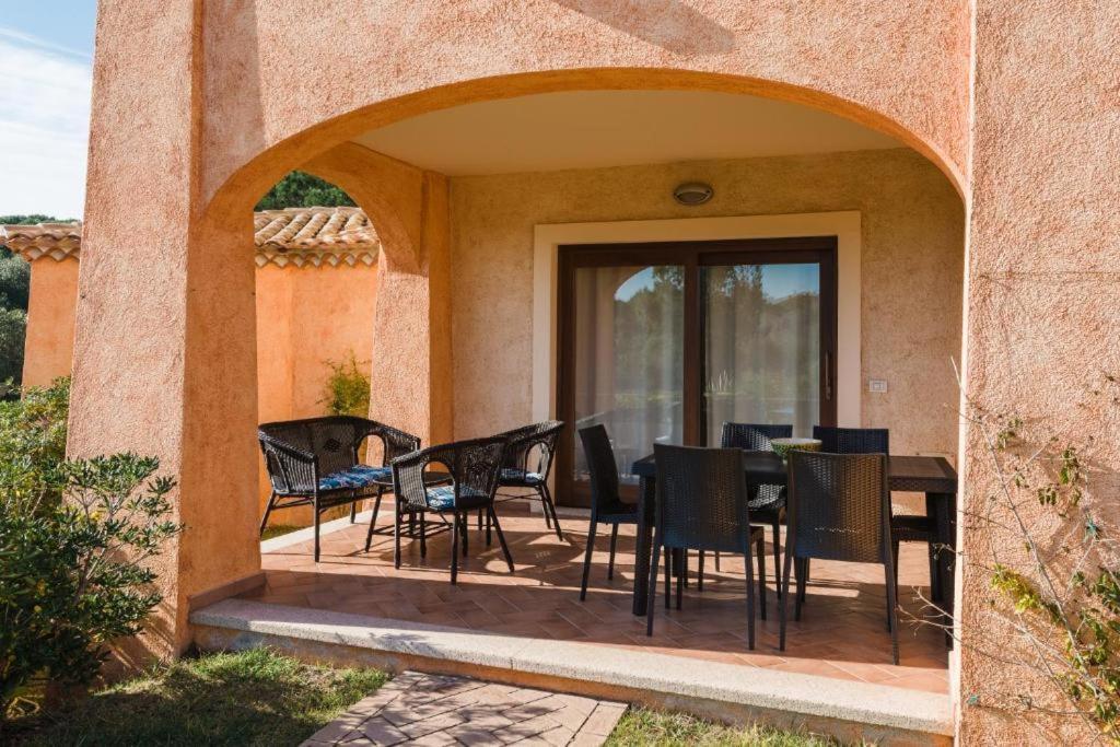 Le Perle Di Golfo Aranci Villa Luaran gambar