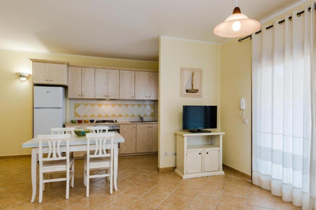 Le Perle Di Golfo Aranci Villa Luaran gambar