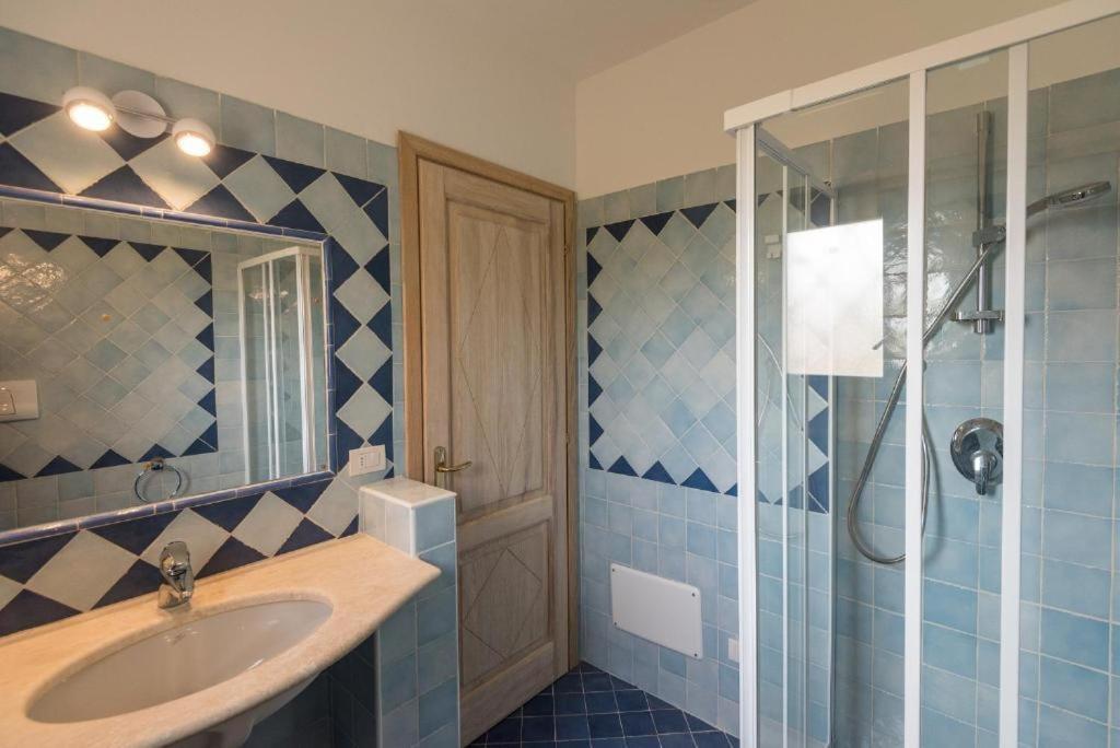 Le Perle Di Golfo Aranci Villa Luaran gambar