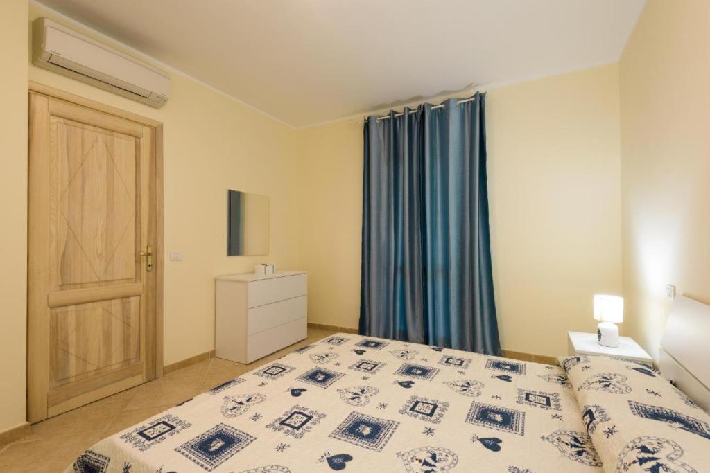Le Perle Di Golfo Aranci Villa Luaran gambar