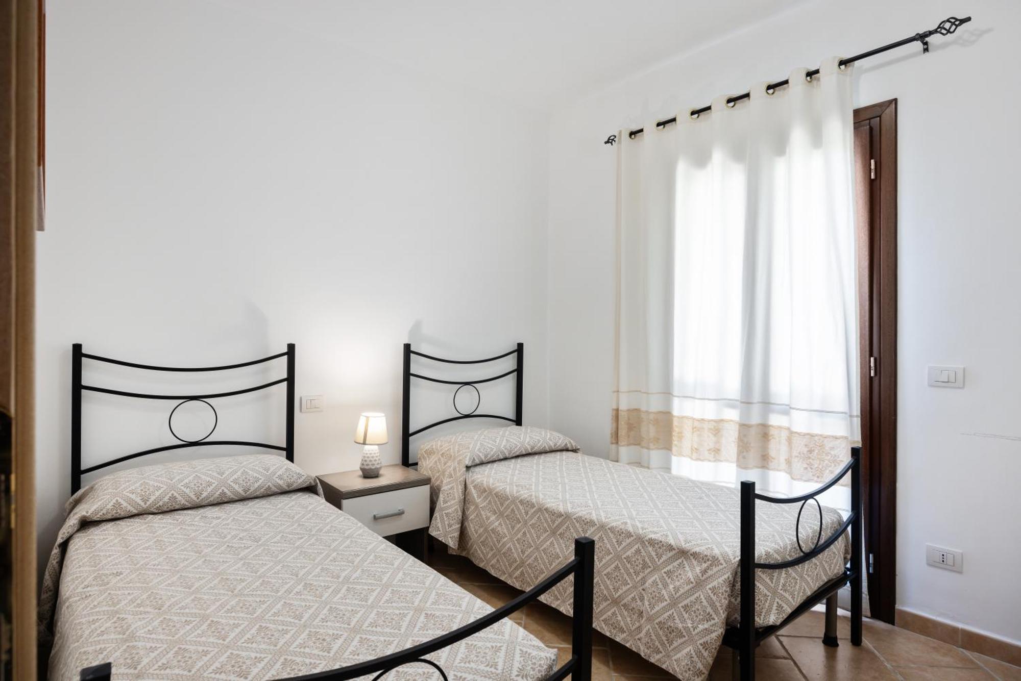 Le Perle Di Golfo Aranci Villa Luaran gambar