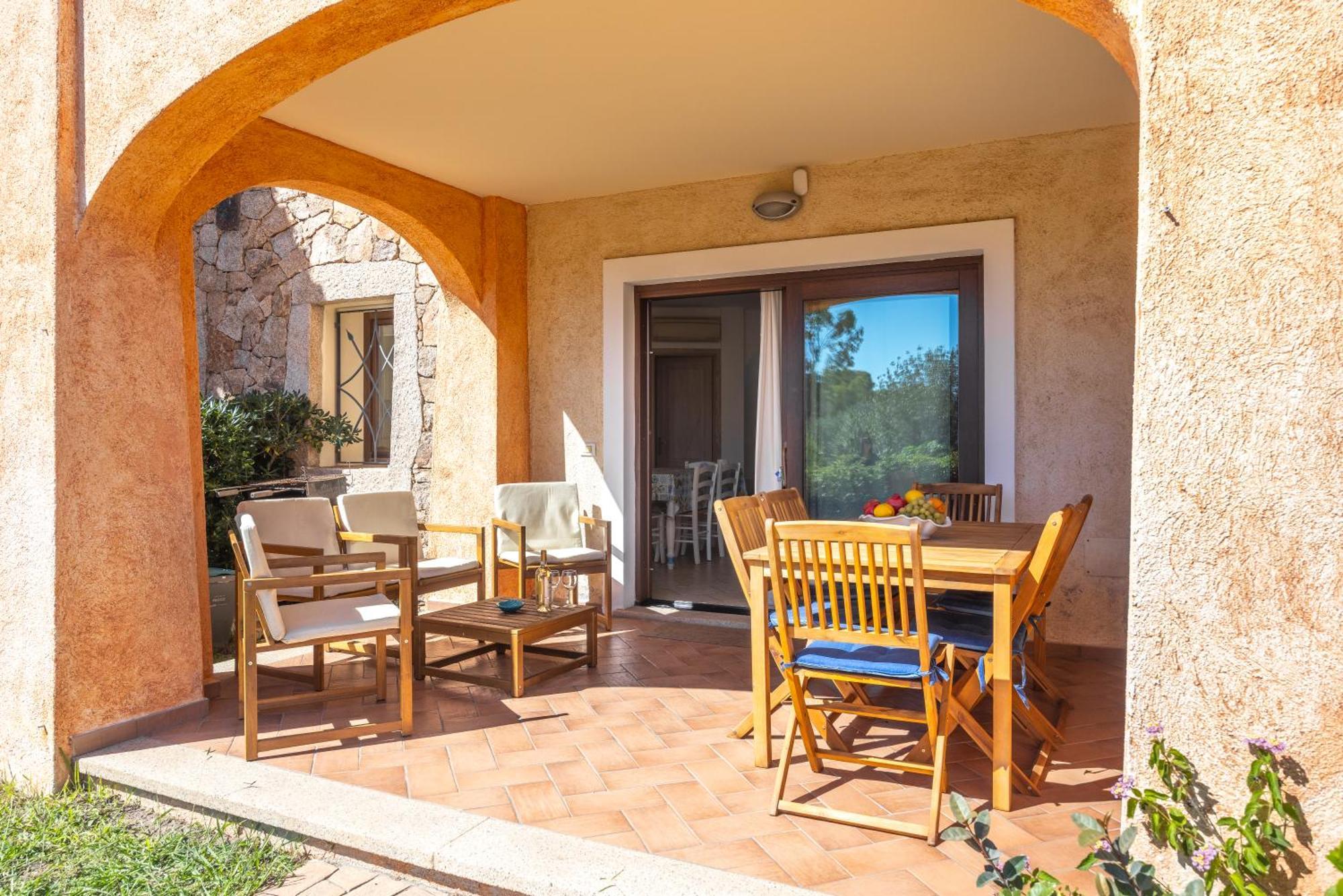 Le Perle Di Golfo Aranci Villa Luaran gambar