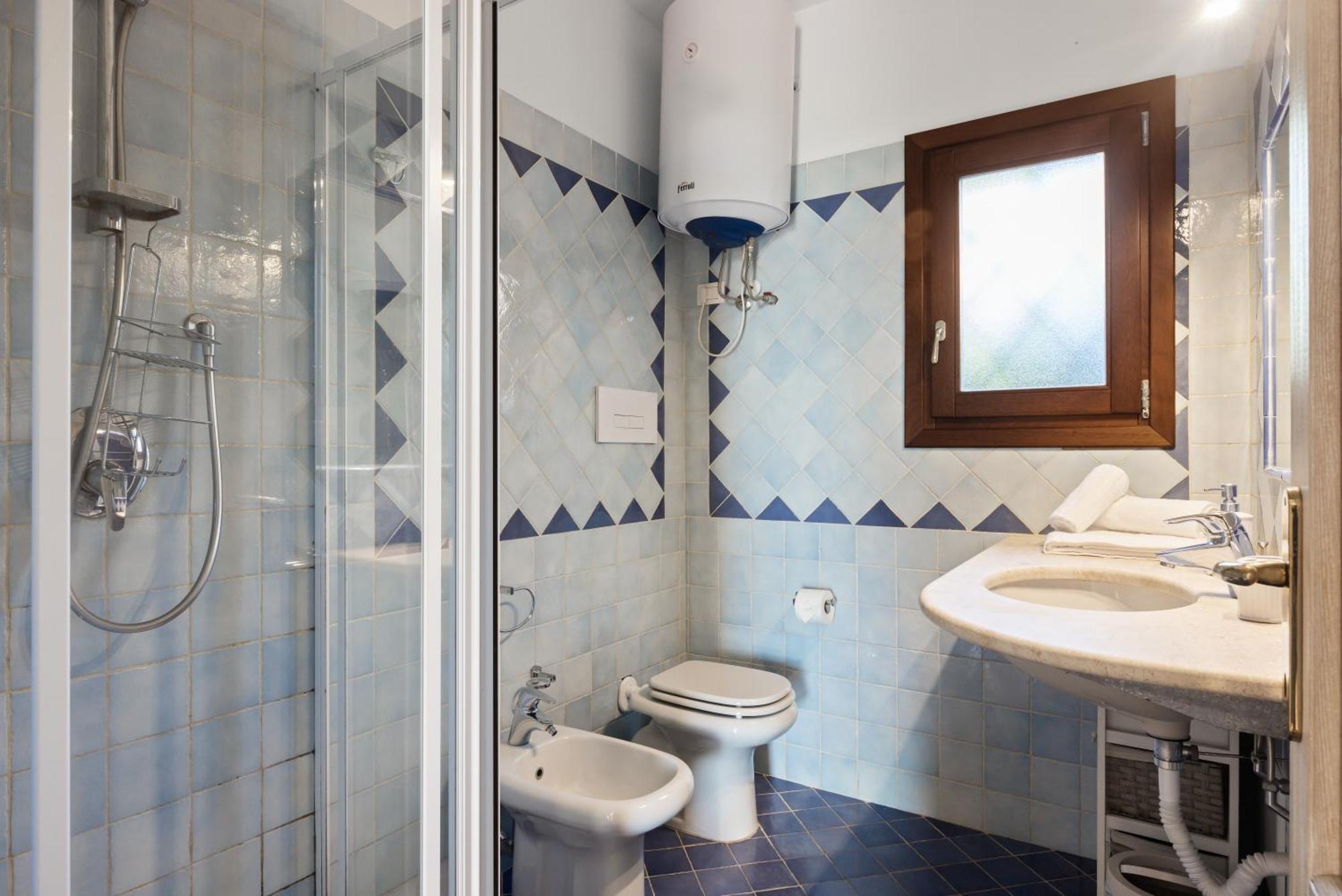 Le Perle Di Golfo Aranci Villa Luaran gambar